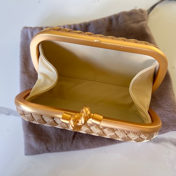 Bottega Veneta Intrecciato Bruciato Knot Clutch - Picture 6 of 7